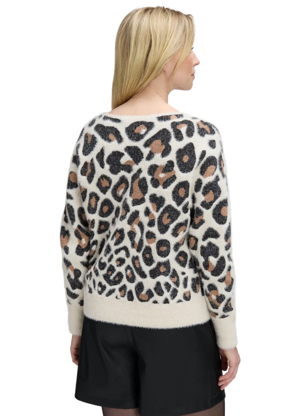 BETTY & CO TRUI