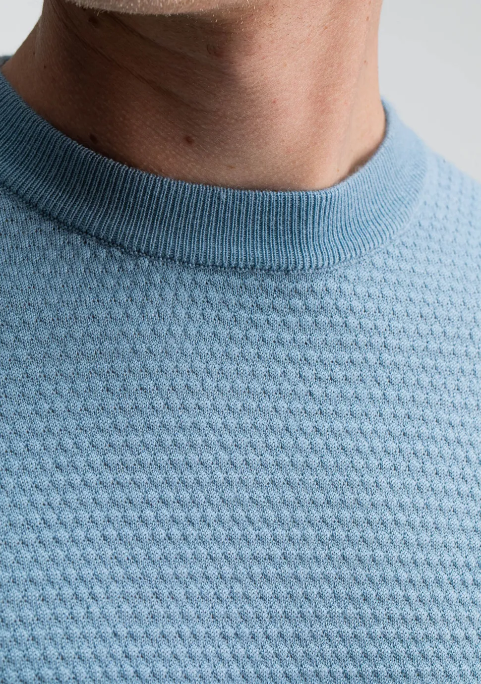 BUTCHER OF BLUE SWEATER