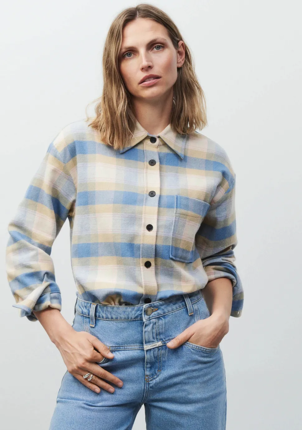CLOSED BLOUSE