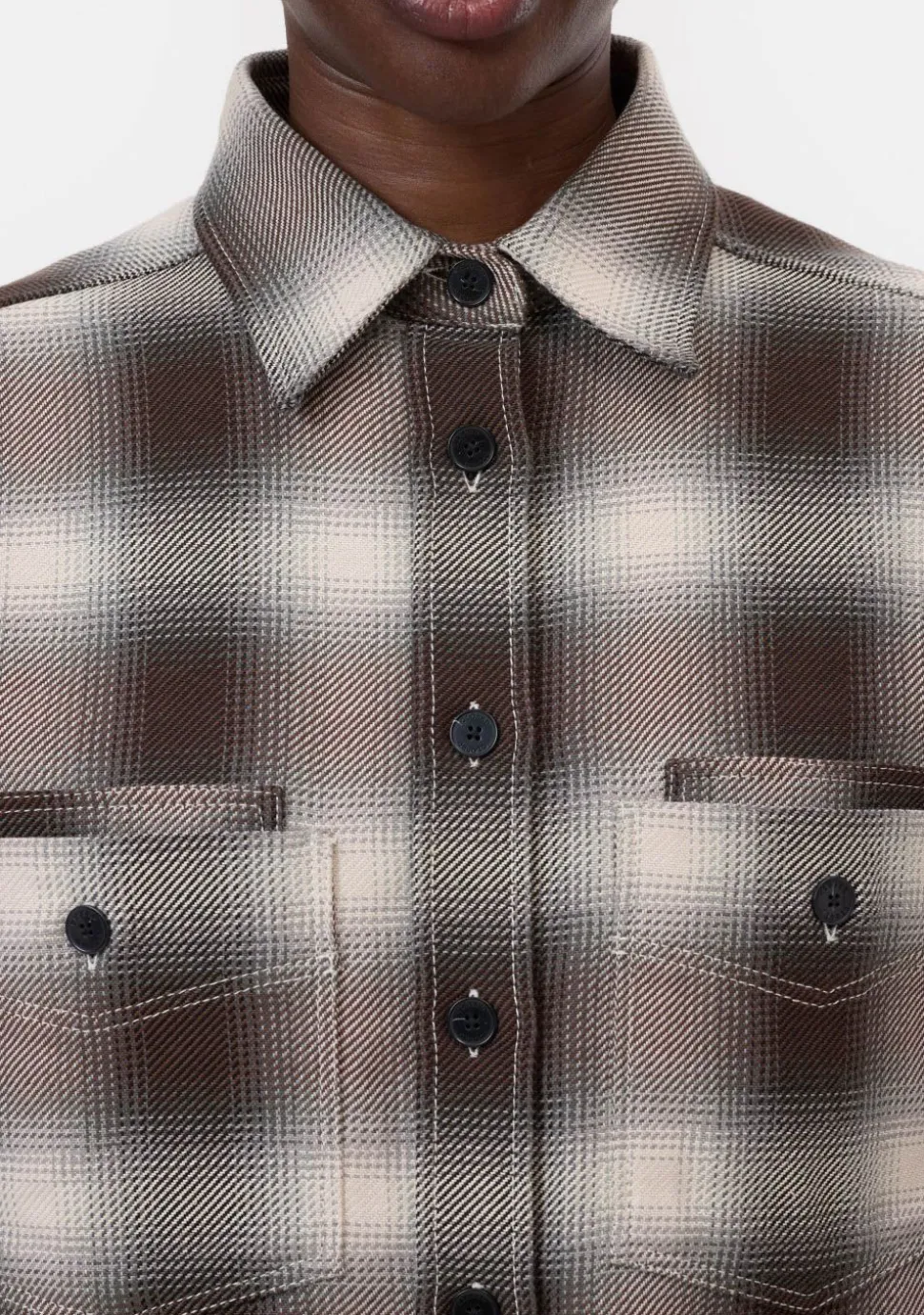 CLOSED BLOUSE