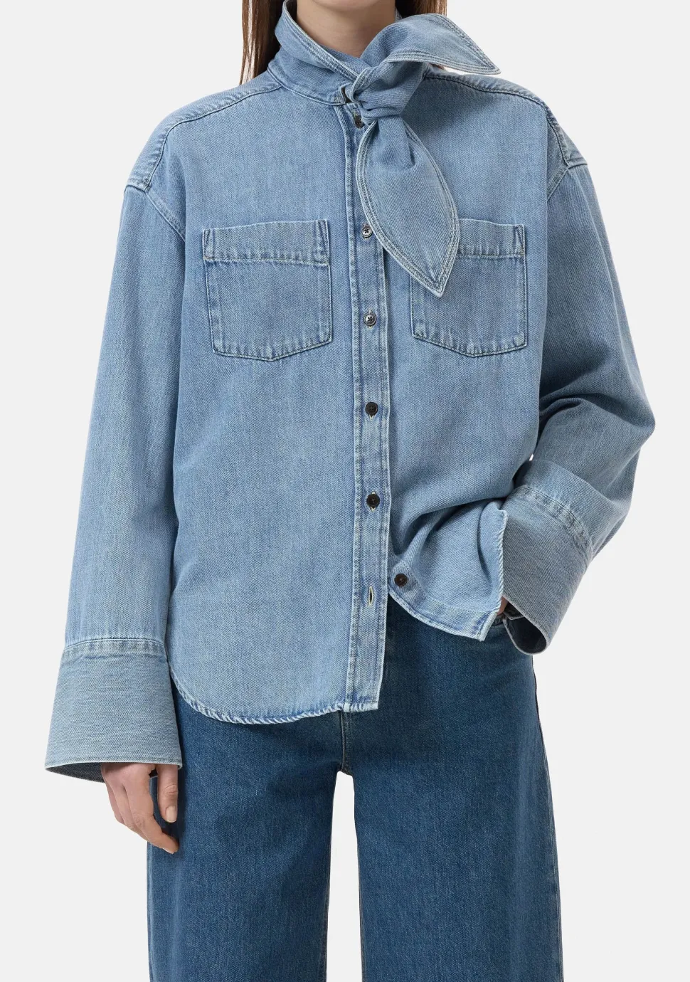 CLOSED BLOUSE