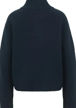 CLOSED VEST