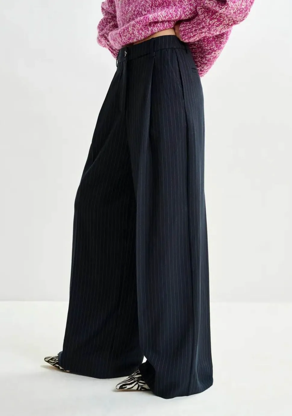 ESSENTIEL ANTWERP PANTALON