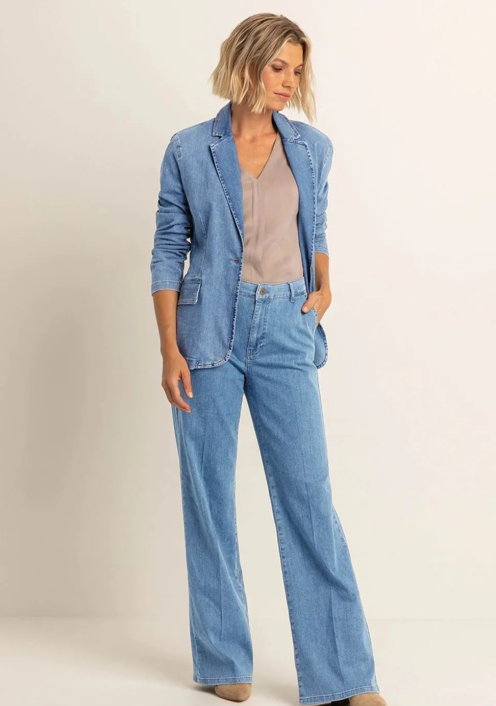 EXPRESSO BLAZER