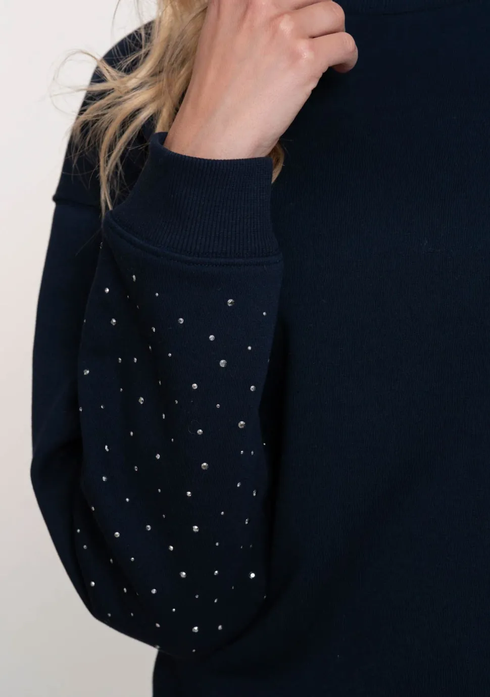 GEISHA SWEATER