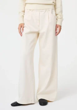 KNIT-TED JEANS