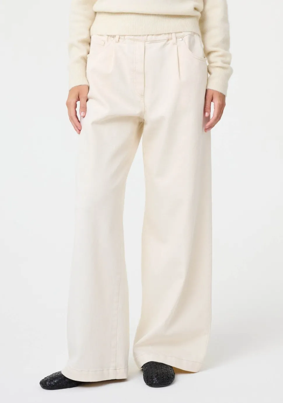 KNIT-TED JEANS