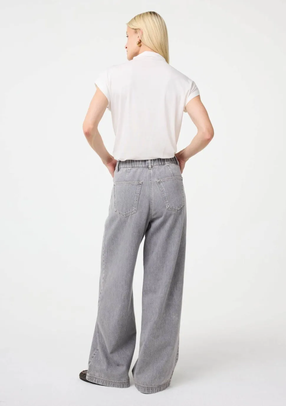 KNIT-TED SHIRT