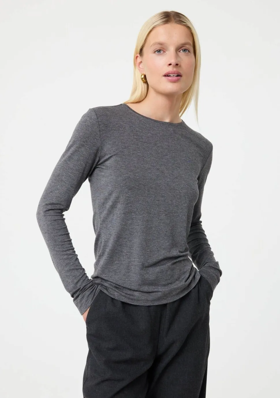 KNIT-TED SHIRT