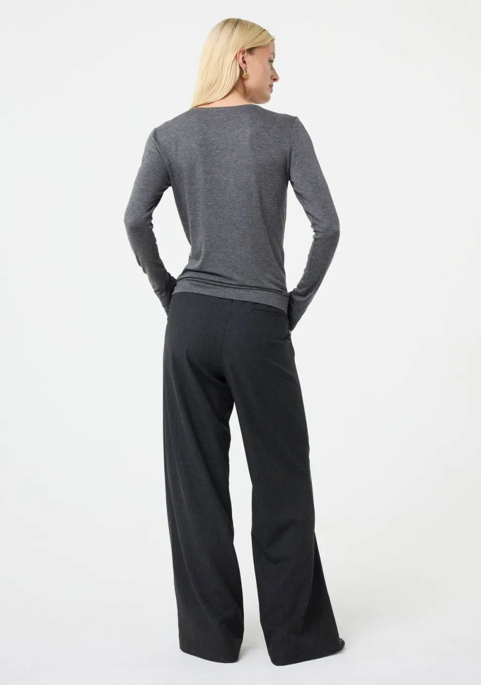 KNIT-TED SHIRT