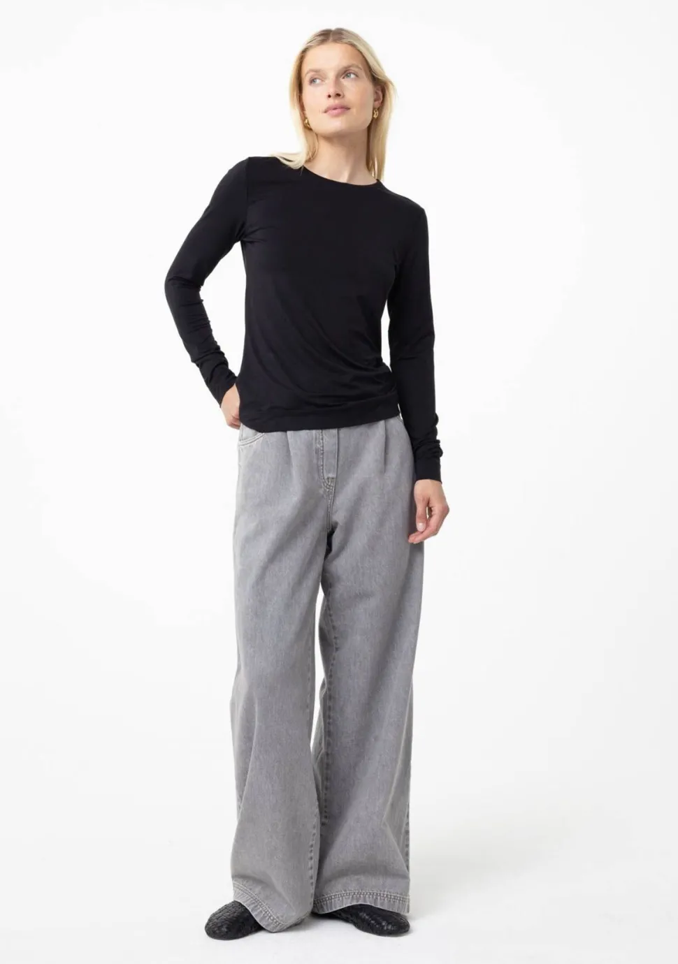 KNIT-TED SHIRT
