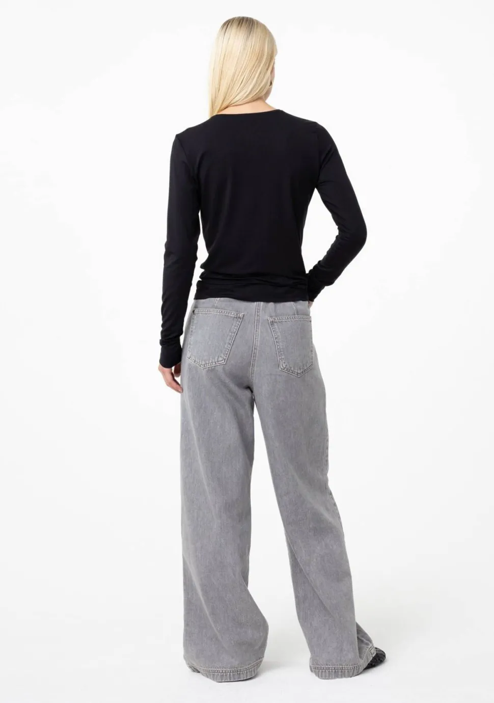 KNIT-TED SHIRT