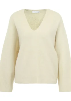 KNIT-TED TRUI