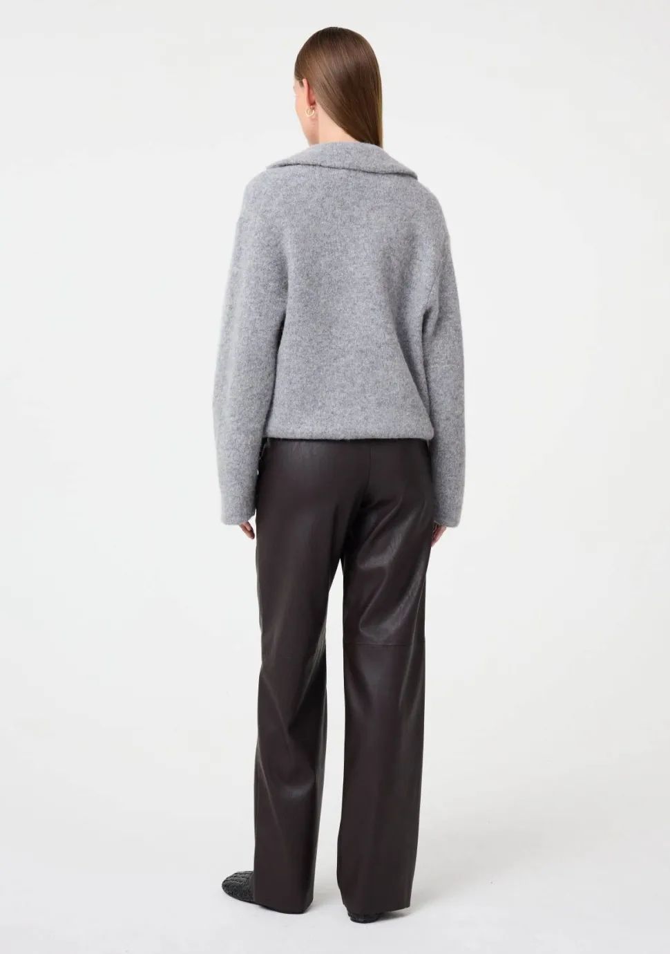 KNIT-TED VEST