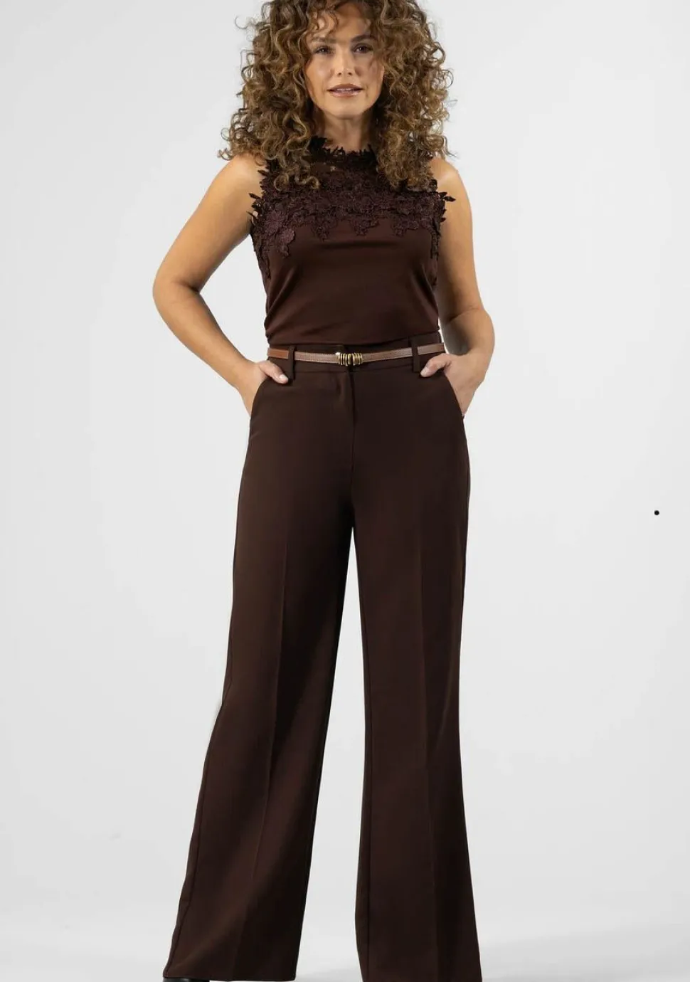LABEL DOT TOP