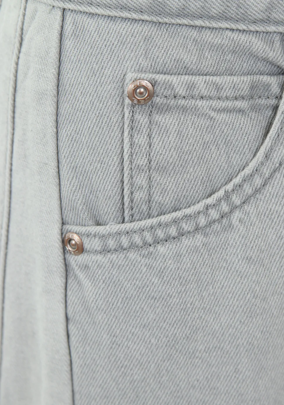LEE JEANS