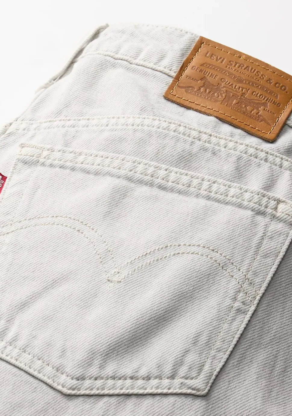 LEVI'S JEANS
