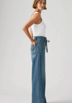 LEVI'S JEANS