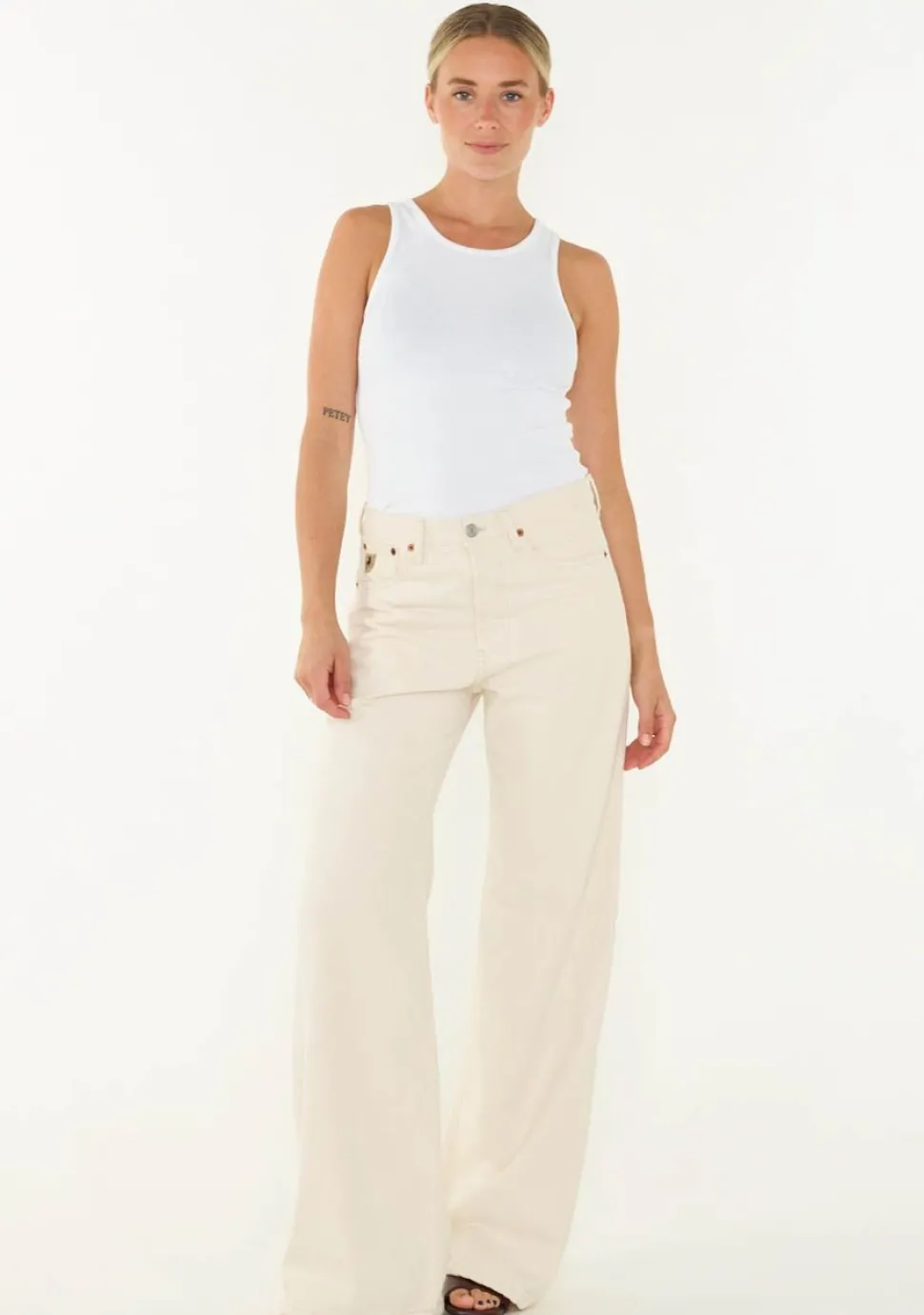 LOIS JEANS