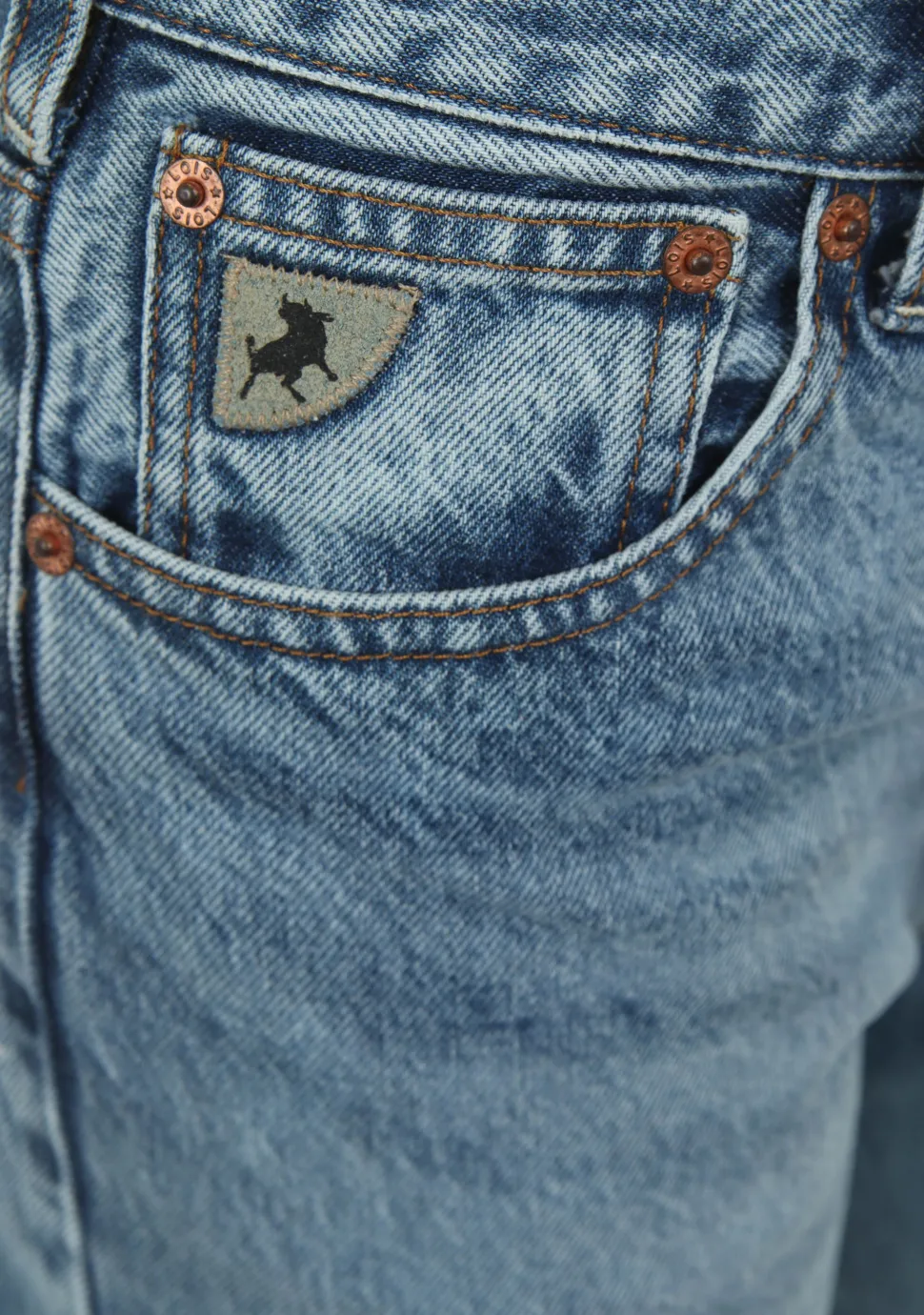 LOIS JEANS