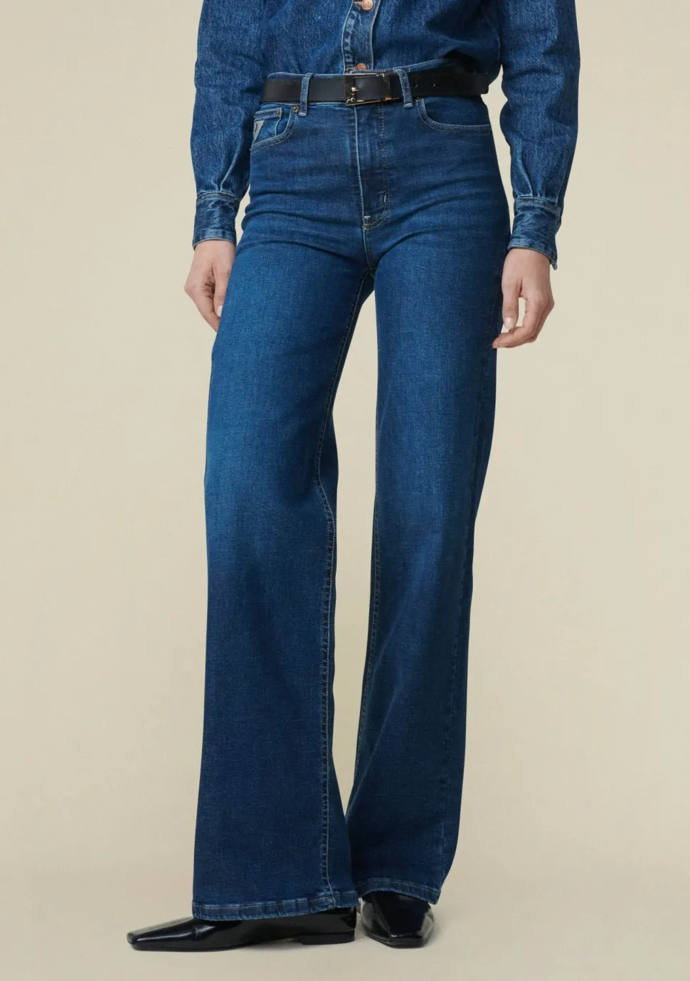 LOIS JEANS
