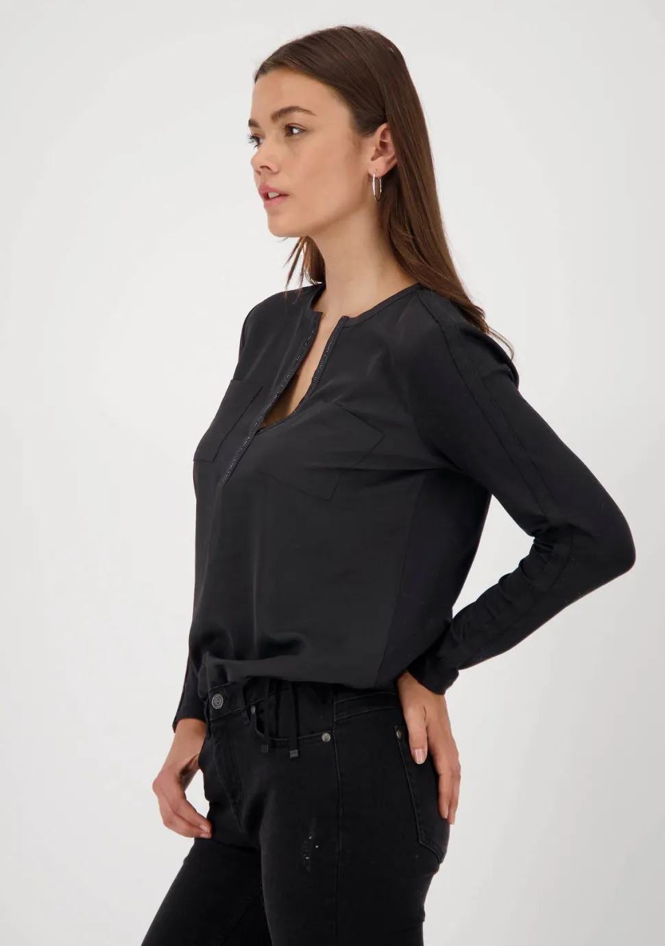MONARI BLOUSE