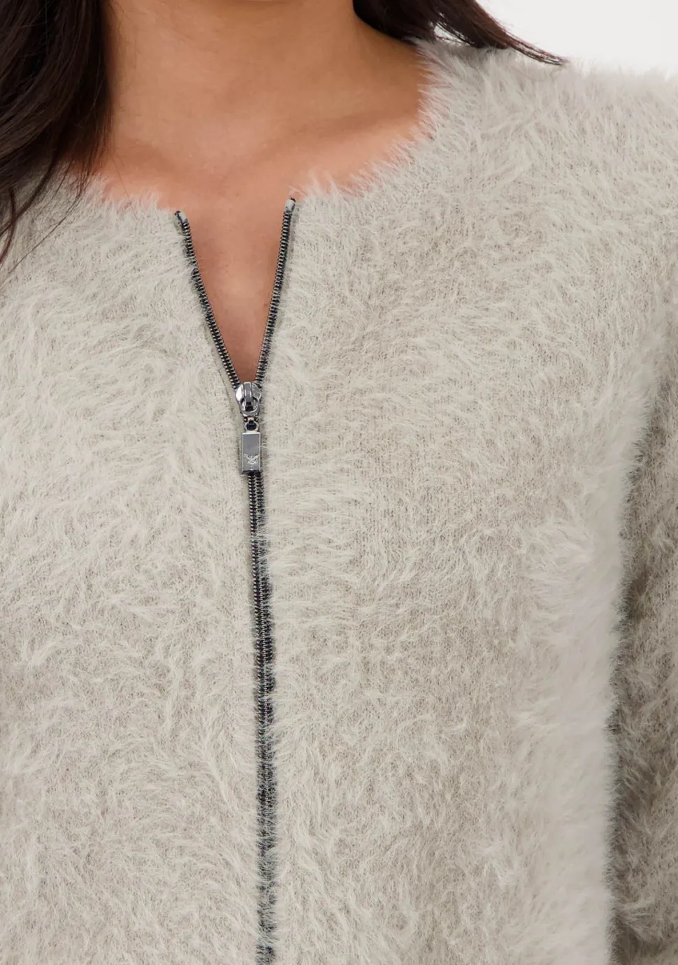 MONARI VEST