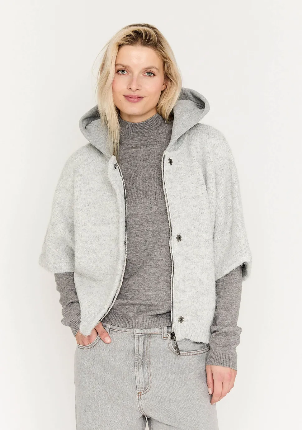 MOSCOW VEST