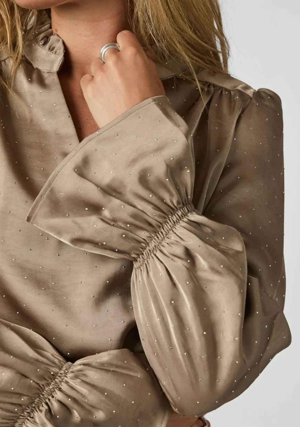 NEO NOIR BLOUSE
