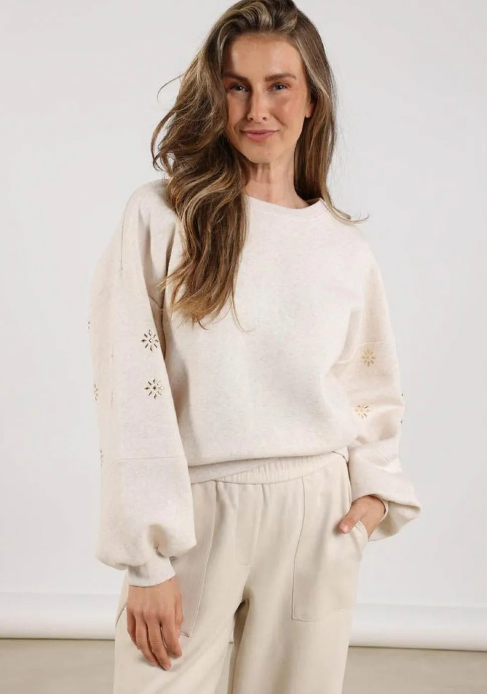 NUKUS SWEATER