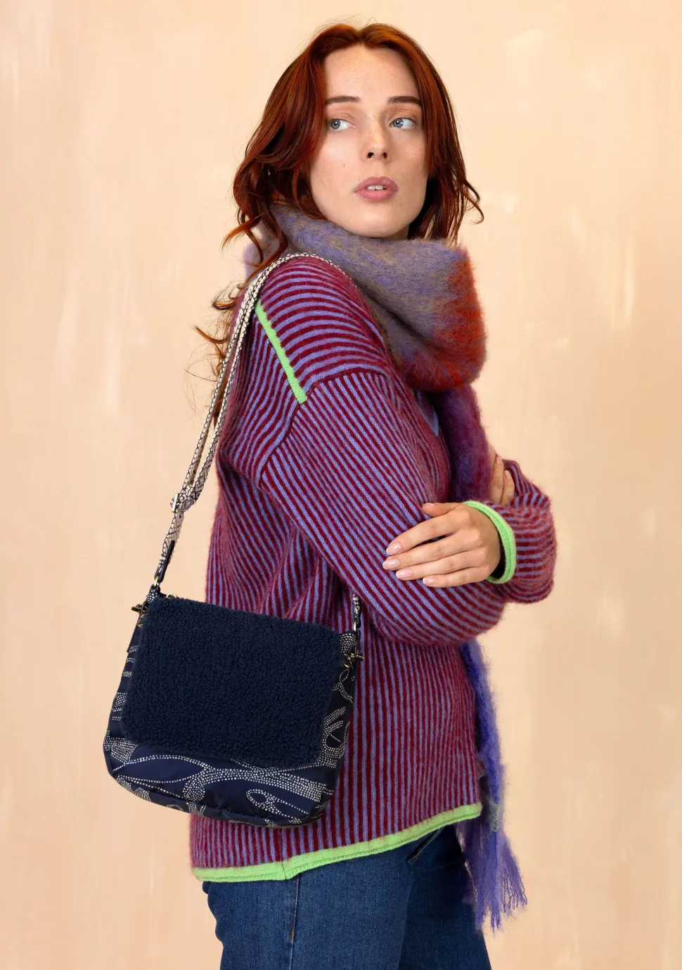 OILILY TAS