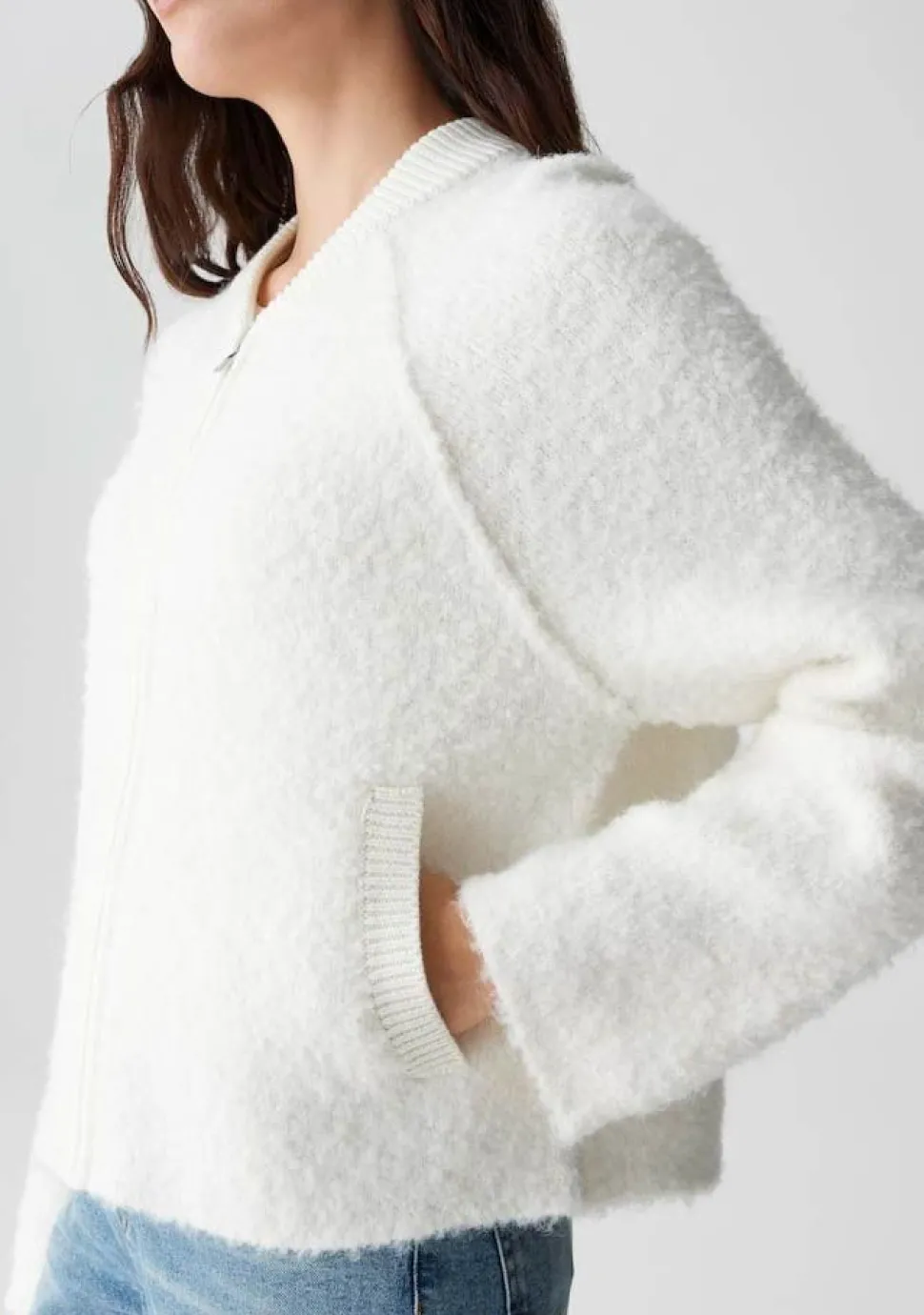 OPUS VEST