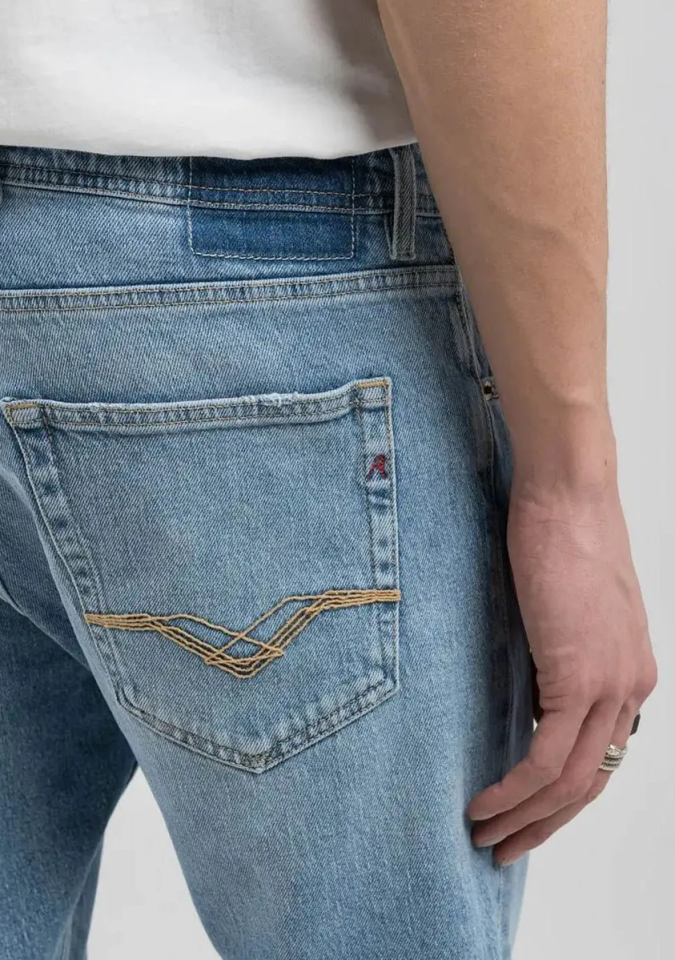 REPLAY JEANS