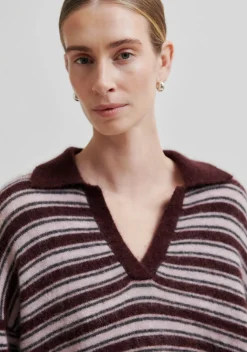 SECOND FEMALE TRUI