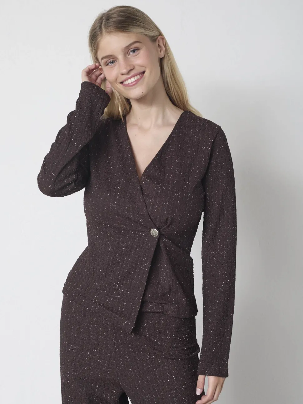 SISTERS POINT BLOUSE