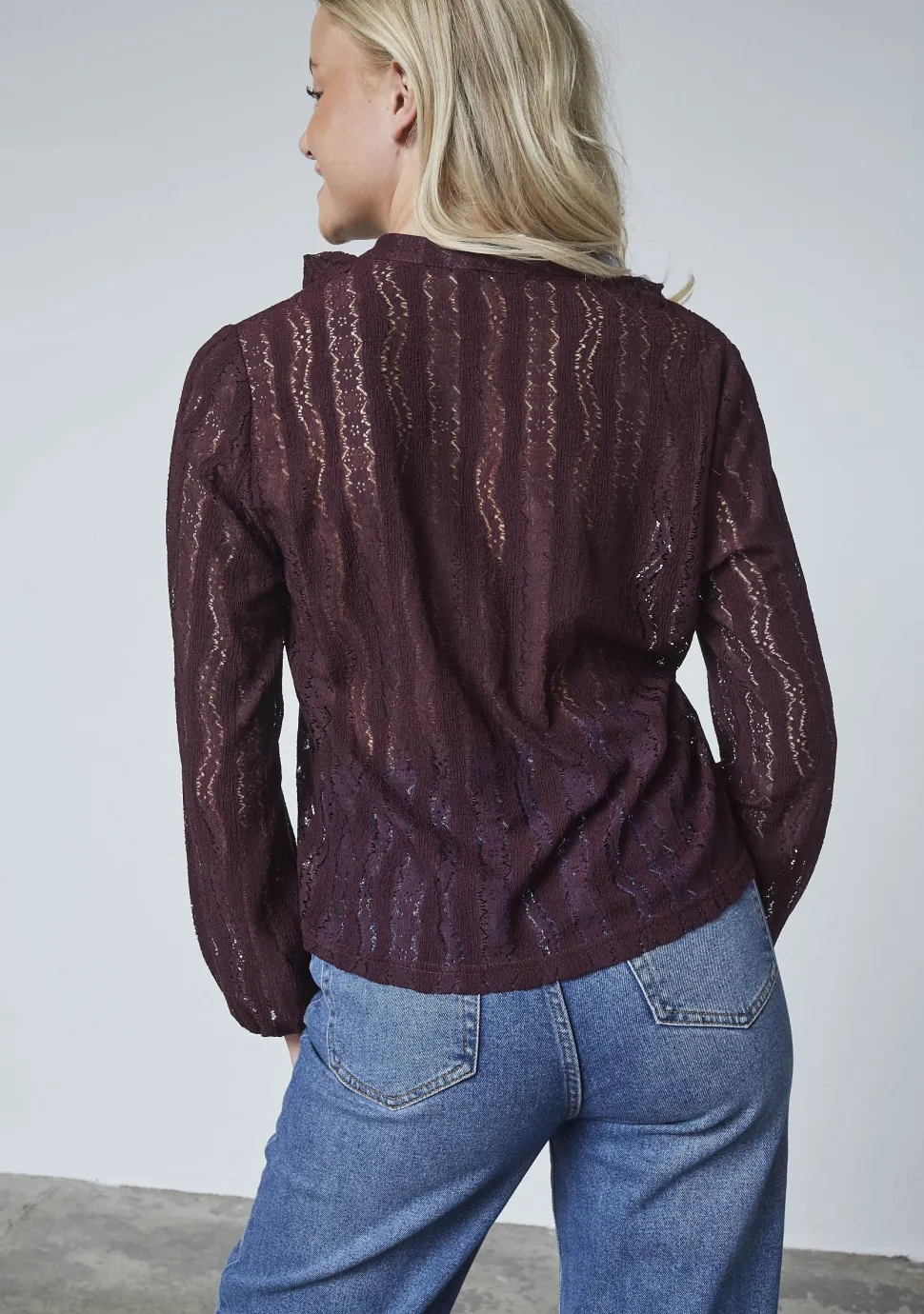 SISTERS POINT BLOUSE