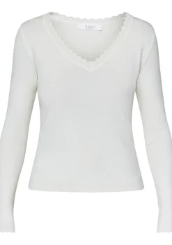 SISTERS POINT SHIRT