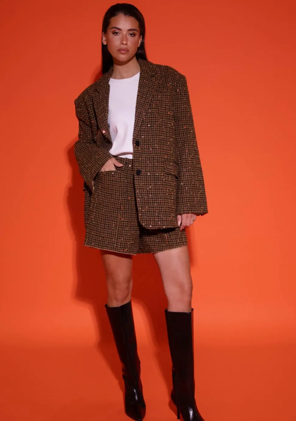 STUDIO AMAYA SHORT