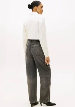TOMMY HILFIGER JEANS