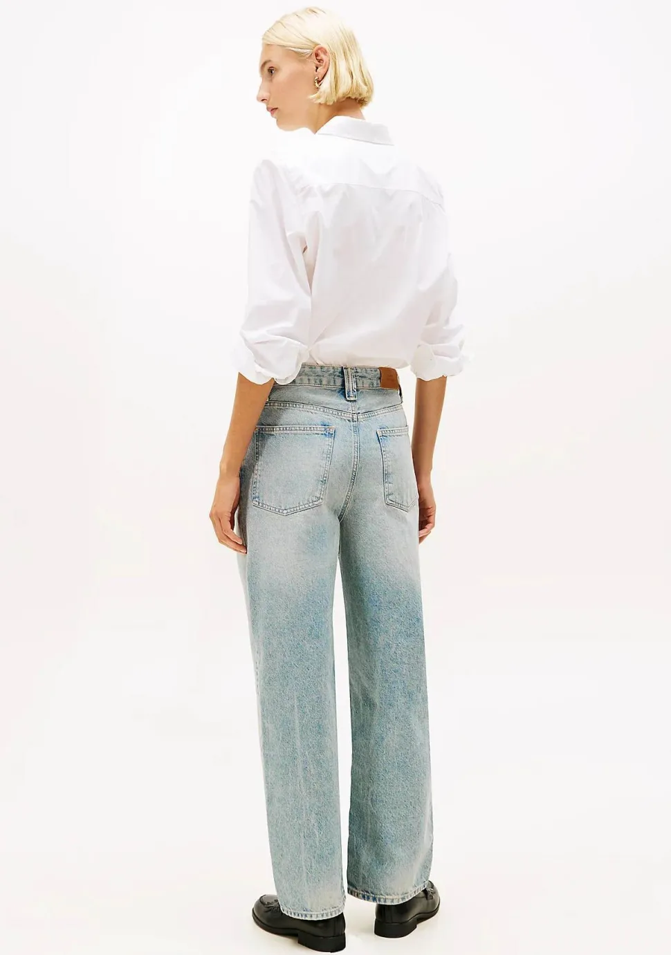 TOMMY HILFIGER JEANS