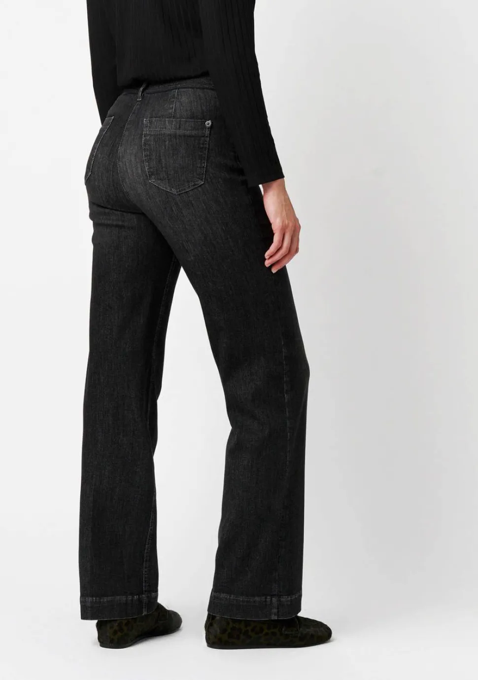 TONI JEANS