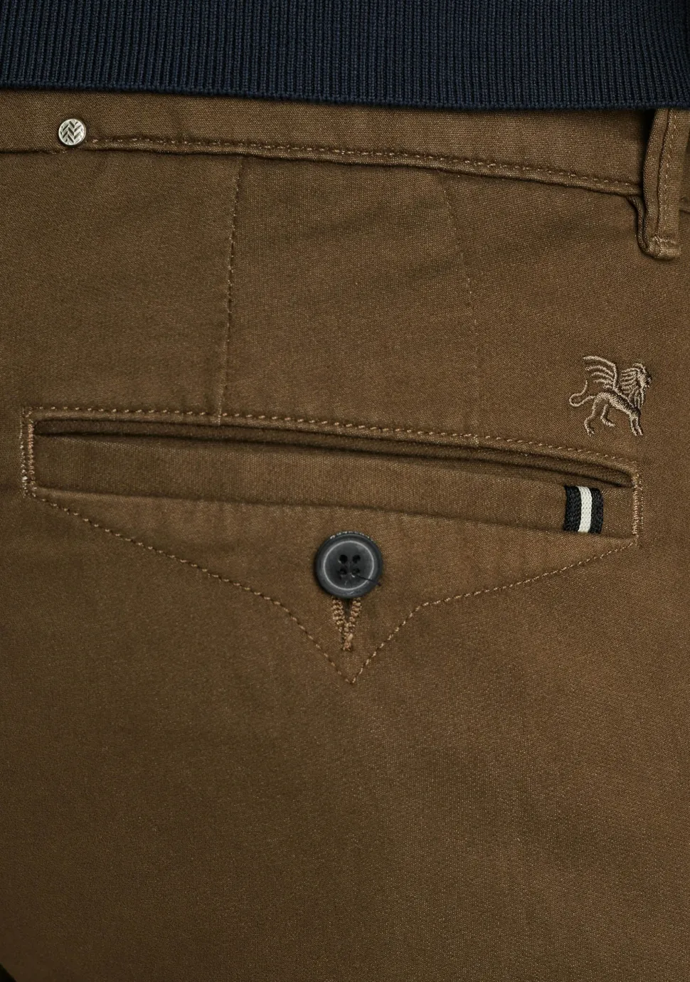 VANGUARD CHINO