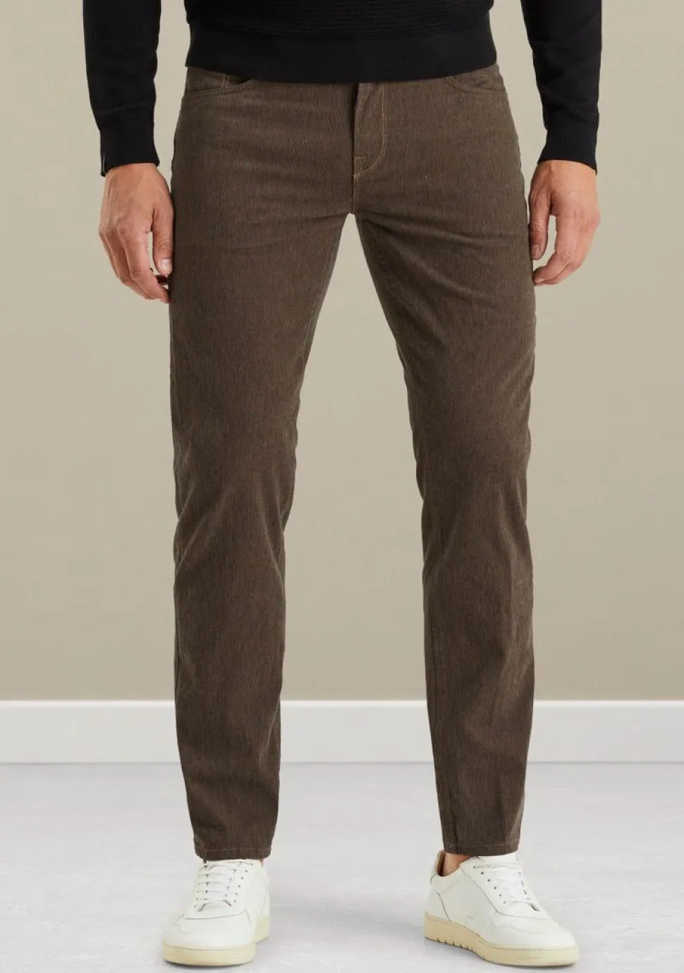 VANGUARD JEANS