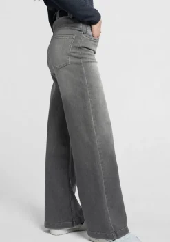 YAYA JEANS