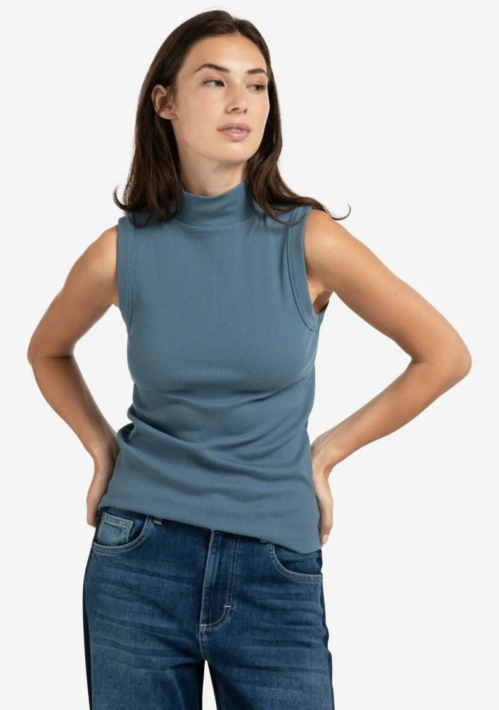 YAYA TOP