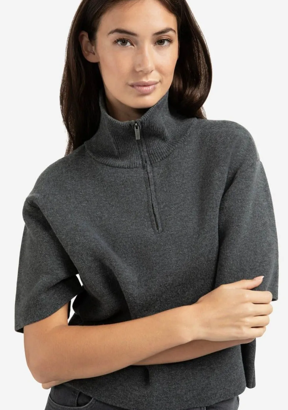 YAYA TRUI KORTE MOUW